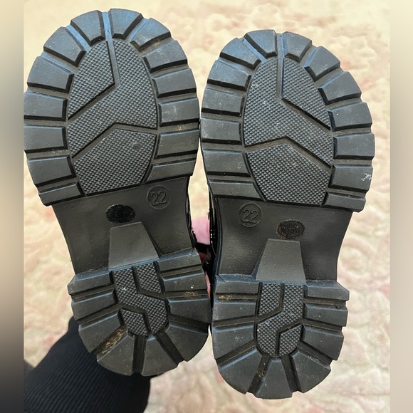 Toddler size 6 black lace up combat ankle boots with zipper - great condition! - Picture 6 of 7